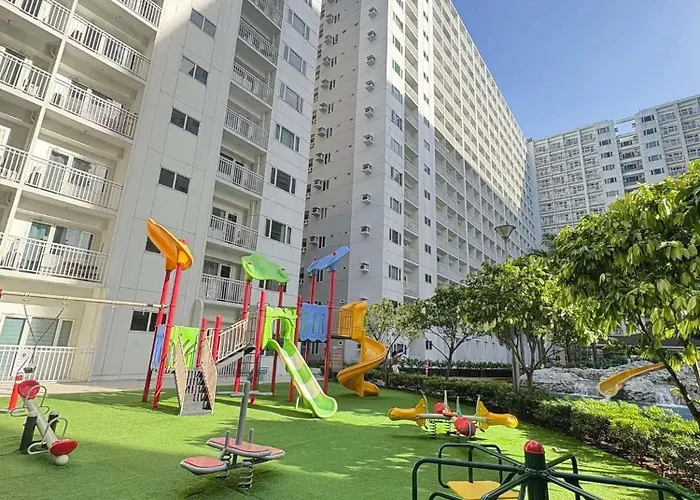Shore Residences In Sm Moa, Smx, Arena Near Airport 4*