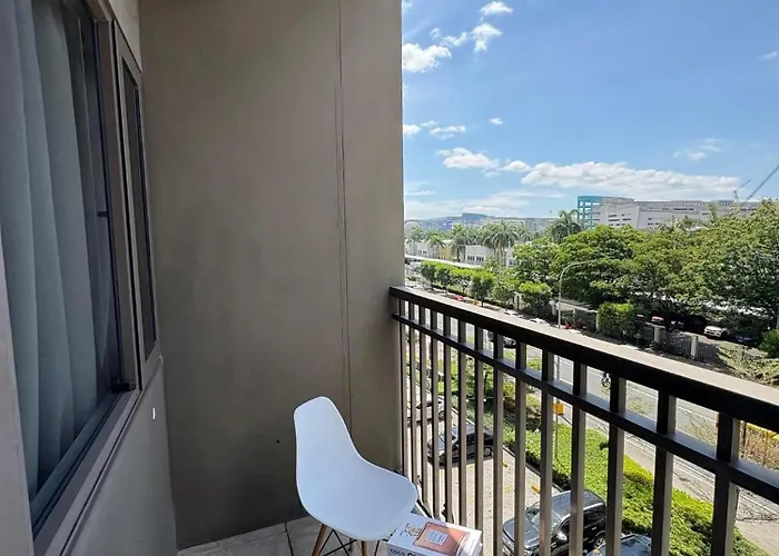 Shore Residences In Sm Moa, Smx, Arena Near Airport